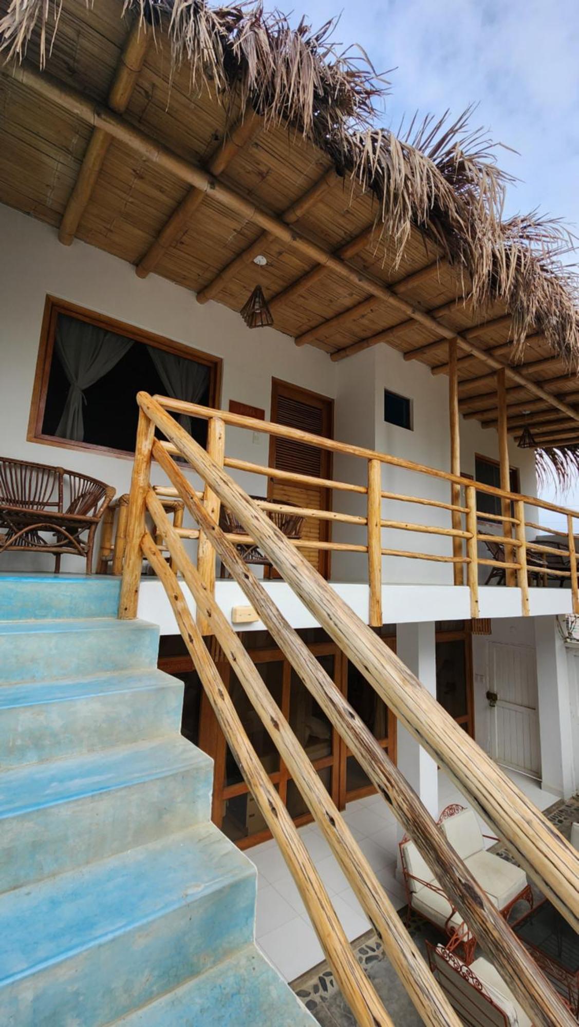 Kinti Guest House Mancora Exterior photo