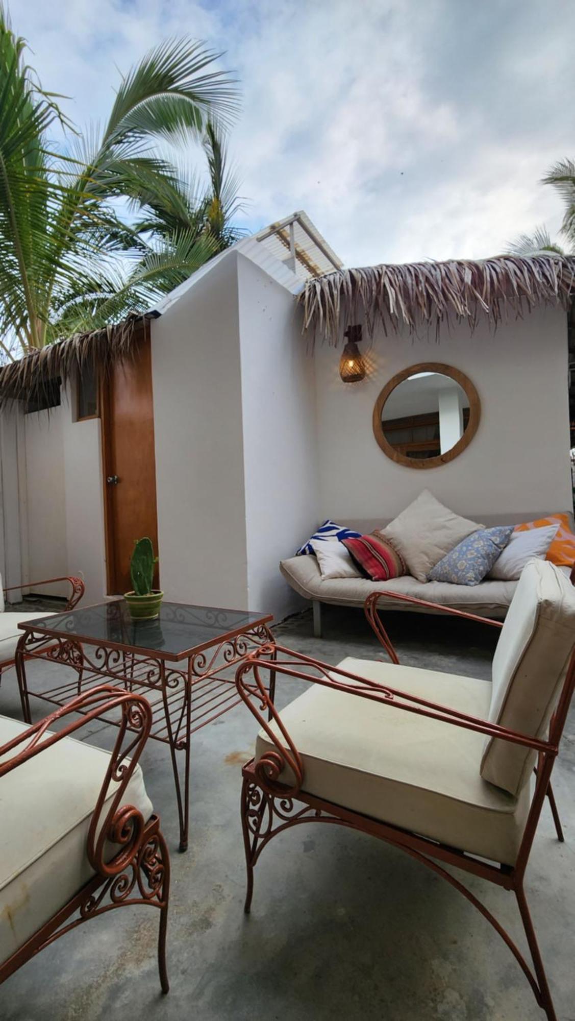 Kinti Guest House Mancora Exterior photo