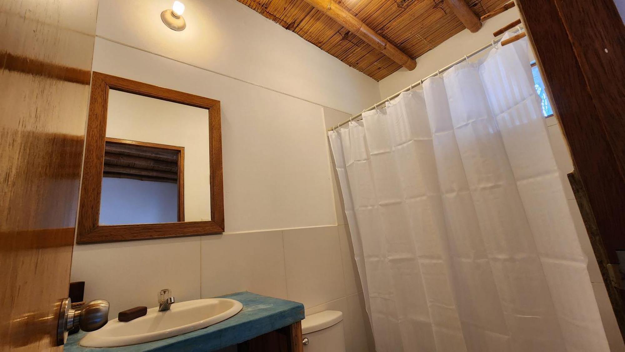 Kinti Guest House Mancora Exterior photo